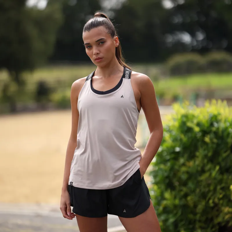 Aubrion React Vest in Sand-4